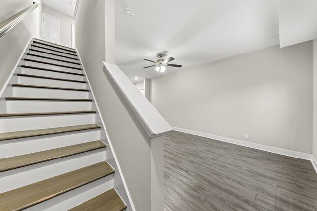 283 Smithson Ln, Clarksville, TN 37040