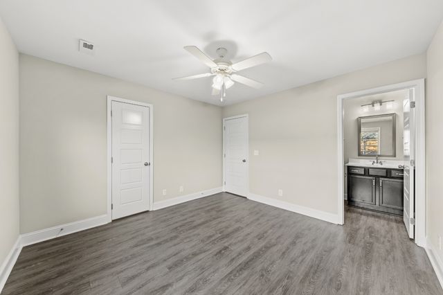 283 Smithson Ln, Clarksville, TN 37040