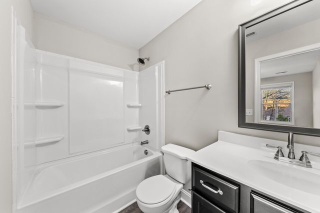 283 Smithson Ln, Clarksville, TN 37040