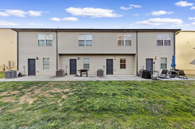 283 Smithson Ln, Clarksville, TN 37040