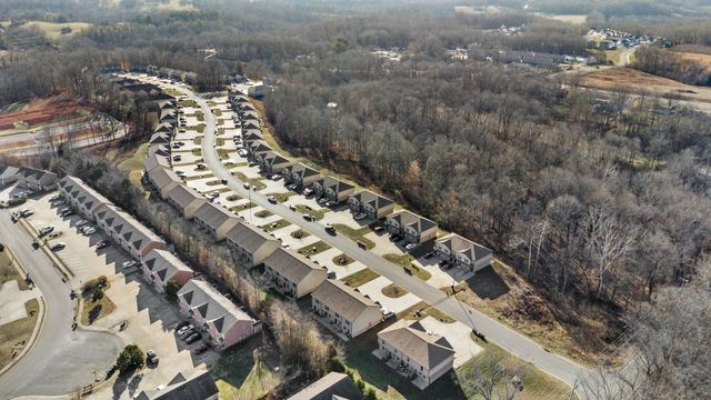 283 Smithson Ln, Clarksville, TN 37040
