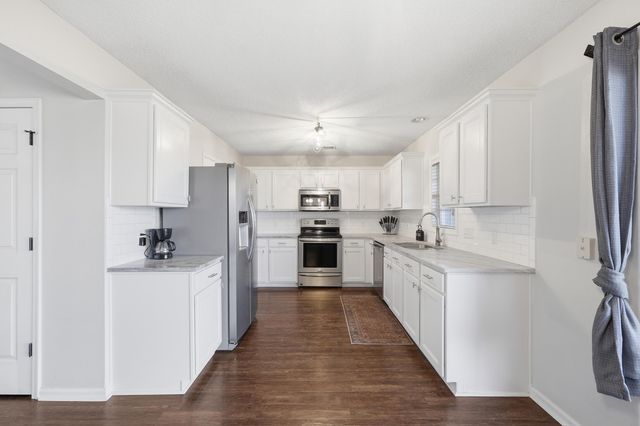 436 Dovetail Circle, Summerville, SC 29483