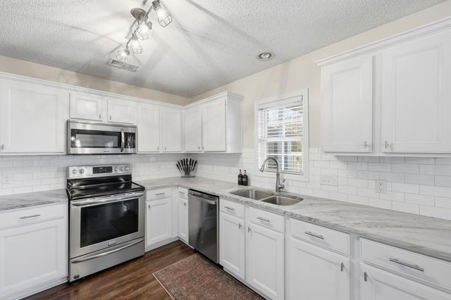 436 Dovetail Circle, Summerville, SC 29483