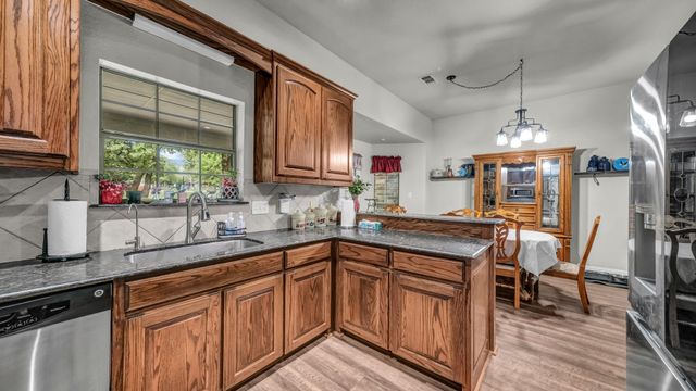 115 Deerfield Road, Paradise, TX 76073
