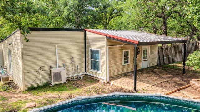 115 Deerfield Road, Paradise, TX 76073