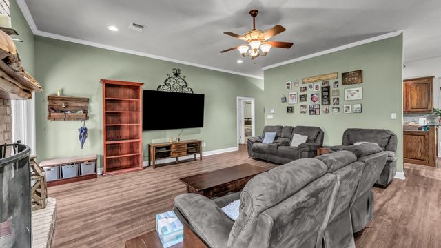 115 Deerfield Road, Paradise, TX 76073