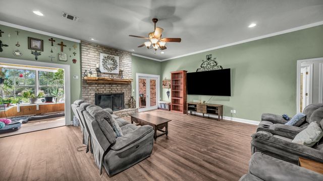 115 Deerfield Road, Paradise, TX 76073