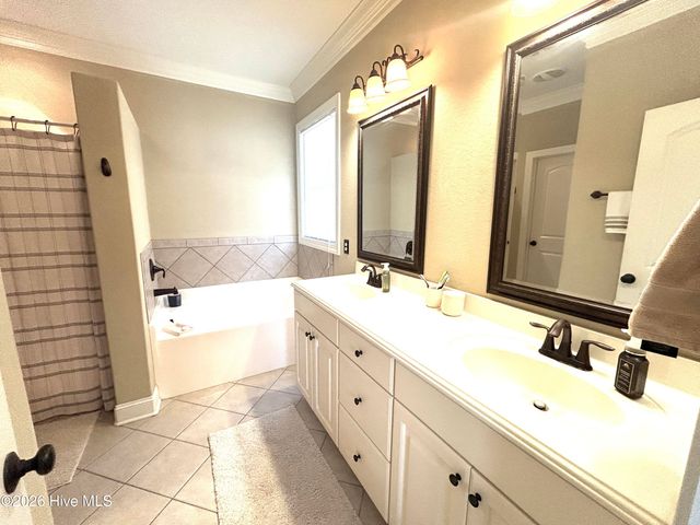 2116 Tulls Cove Road, Winterville, NC 28590