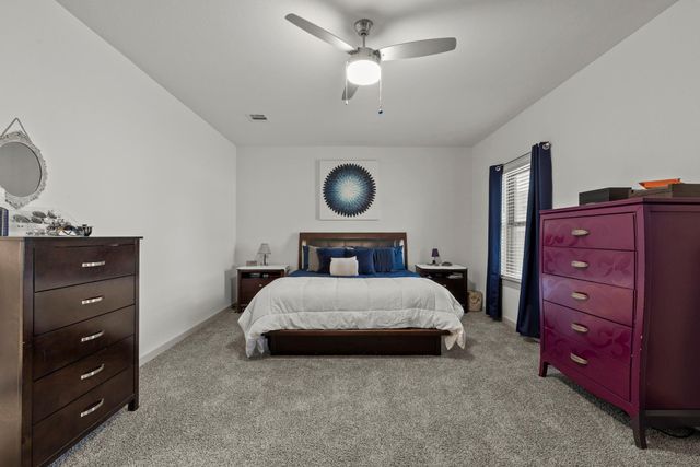 811 Maplewood Drive, League City, TX 77573