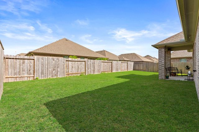 811 Maplewood Drive, League City, TX 77573
