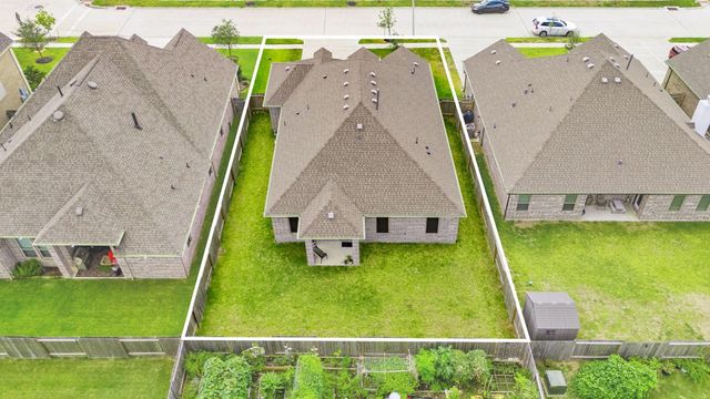 811 Maplewood Drive, League City, TX 77573