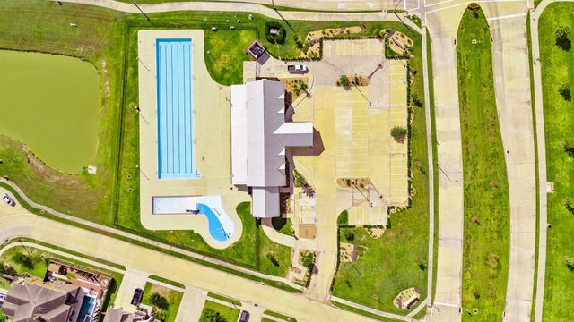 811 Maplewood Drive, League City, TX 77573