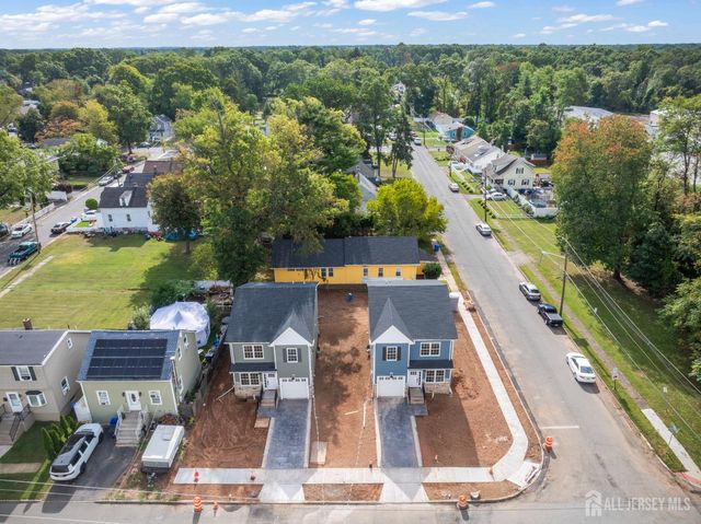 1758 S 2nd Street, Piscataway, NJ 08854