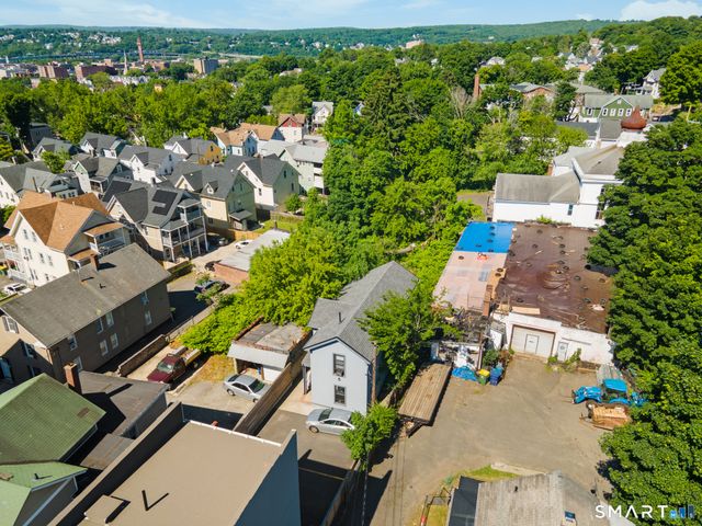 49 Hill Street, Waterbury, CT 06704