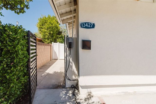 13427 Bracken Street, Arleta, CA 91331