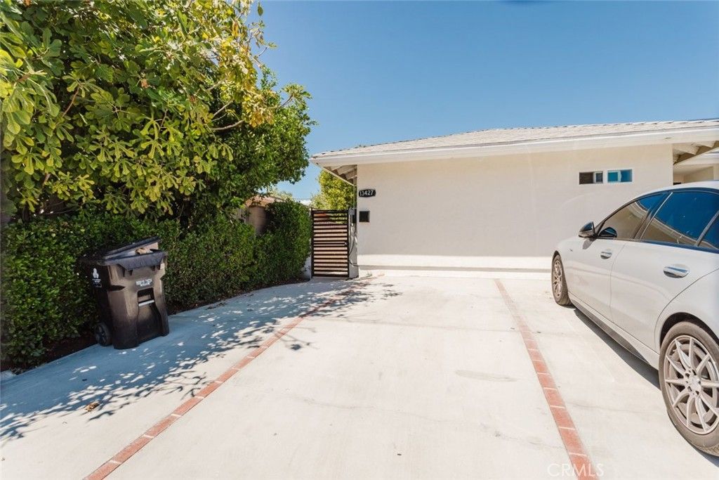 13427 Bracken Street, Arleta, CA 91331