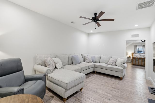 162 Hidden Creek Drive, Georgetown, KY 40324