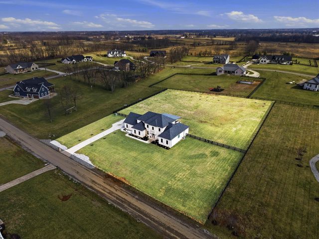 162 Hidden Creek Drive, Georgetown, KY 40324