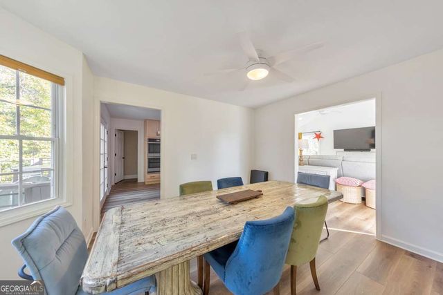 1095 Ashlin Drive, Woodstock, GA 30188