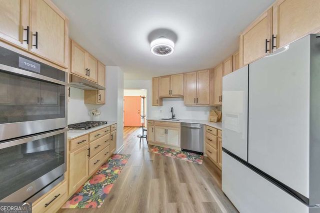 1095 Ashlin Drive, Woodstock, GA 30188