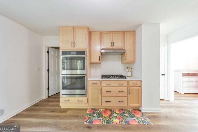 1095 Ashlin Drive, Woodstock, GA 30188