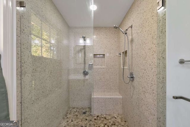 1095 Ashlin Drive, Woodstock, GA 30188