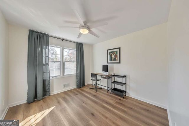 1095 Ashlin Drive, Woodstock, GA 30188