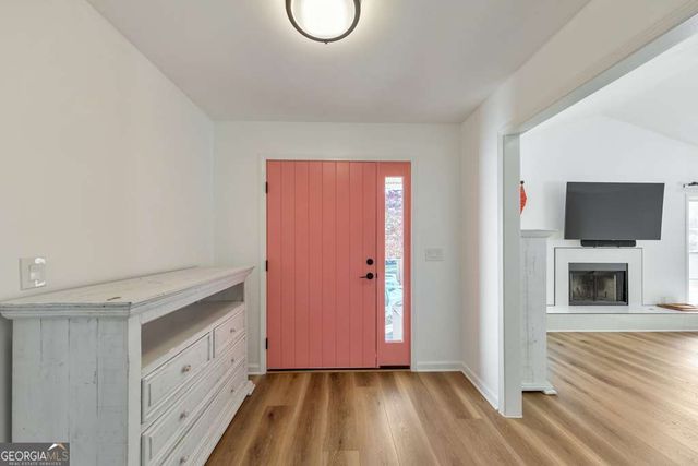 1095 Ashlin Drive, Woodstock, GA 30188