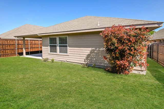 215 Mulberry Drive, Fate, TX 75087
