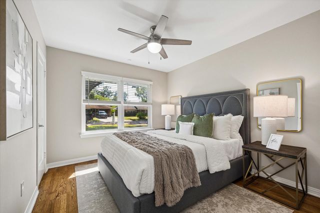 2214 Bron Holly Drive, Houston, TX 77018