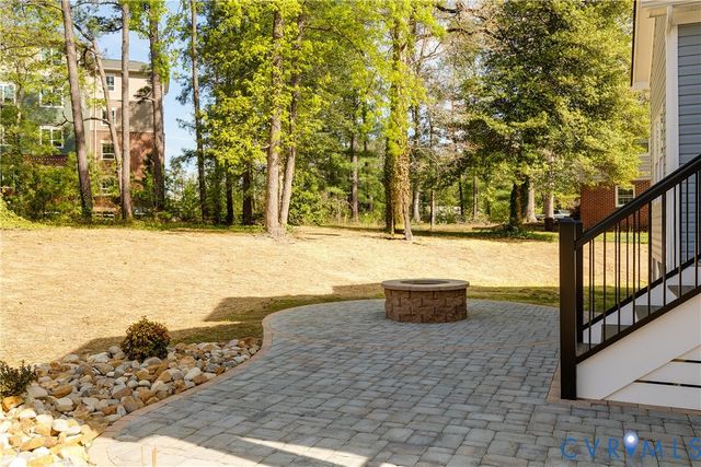 8170 N Mayfield Ln, Mechanicsville, VA 23111