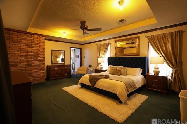 21321 Samuels Rd, Zachary, LA 70791