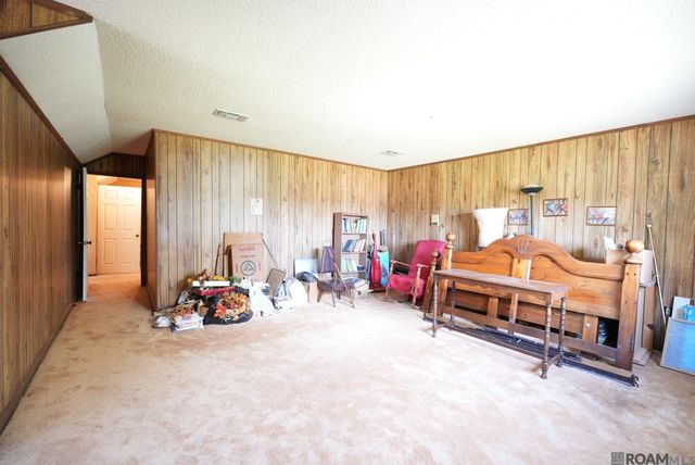 21321 Samuels Rd, Zachary, LA 70791