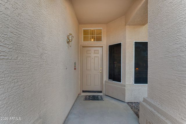 5212 W BUFFALO Street, Chandler, AZ 85226