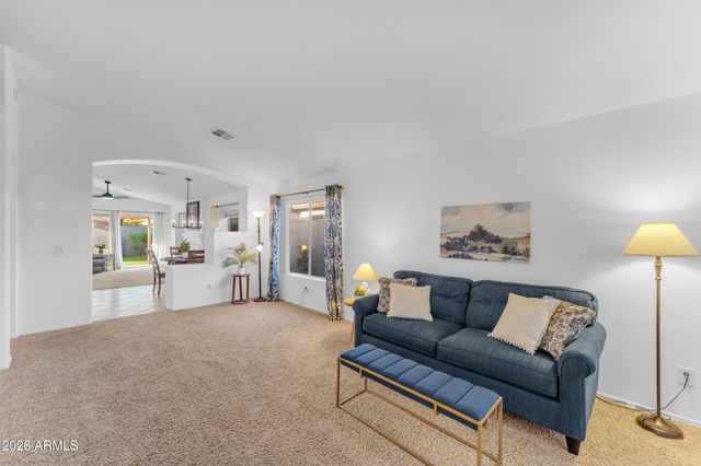 5212 W BUFFALO Street, Chandler, AZ 85226