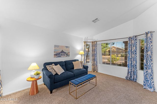 5212 W BUFFALO Street, Chandler, AZ 85226
