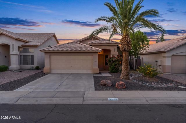 5212 W BUFFALO Street, Chandler, AZ 85226