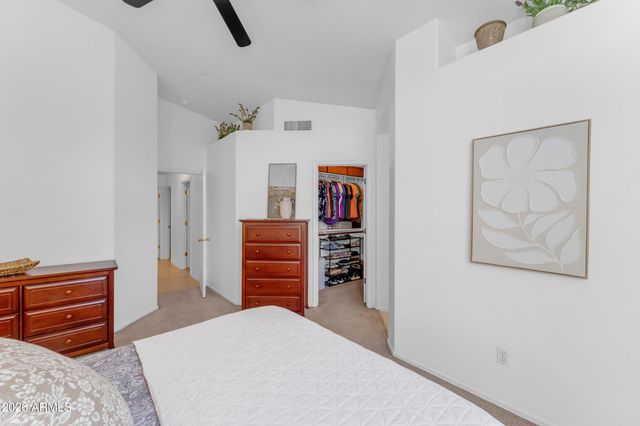 5212 W BUFFALO Street, Chandler, AZ 85226
