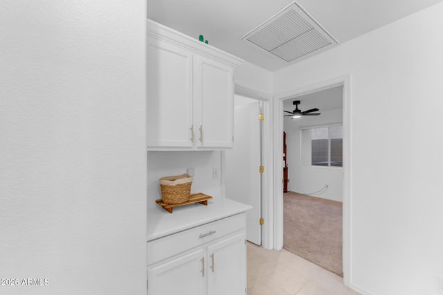 5212 W BUFFALO Street, Chandler, AZ 85226