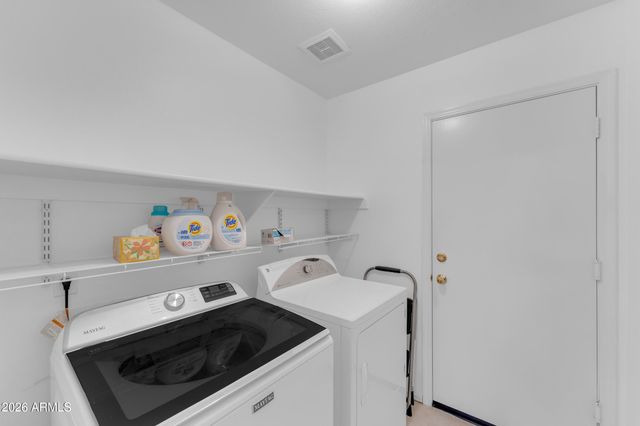5212 W BUFFALO Street, Chandler, AZ 85226