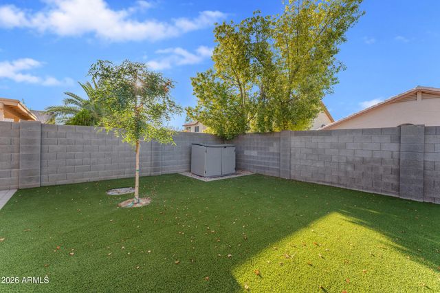 5212 W BUFFALO Street, Chandler, AZ 85226