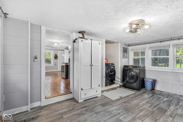 42 E Brookville Road, Fountaintown, IN 46130