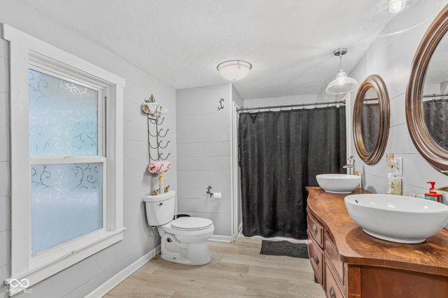 42 E Brookville Road, Fountaintown, IN 46130