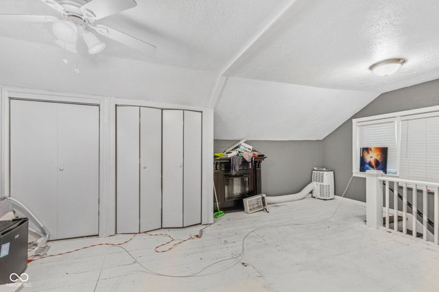 42 E Brookville Road, Fountaintown, IN 46130