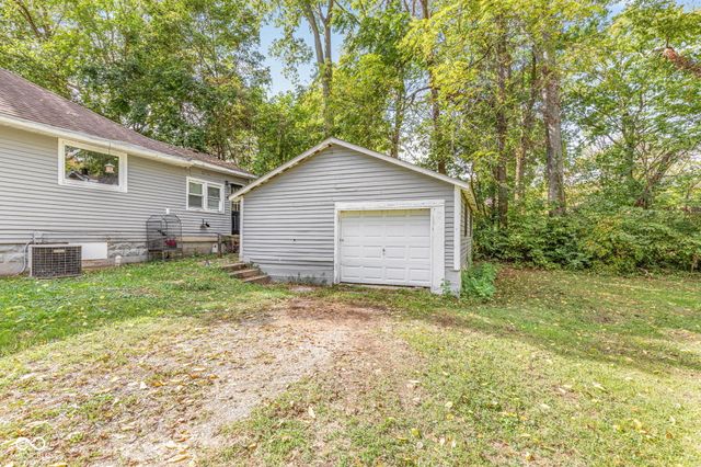 42 E Brookville Road, Fountaintown, IN 46130