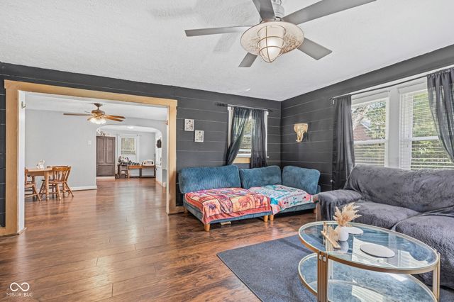 42 E Brookville Road, Fountaintown, IN 46130