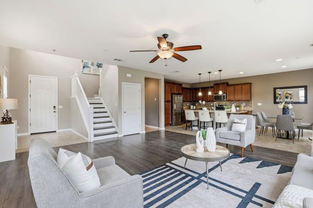 301 Promise Way, Hollister, CA 95023
