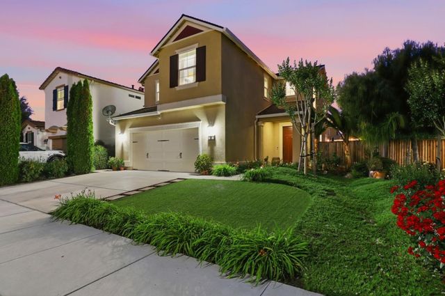 301 Promise Way, Hollister, CA 95023