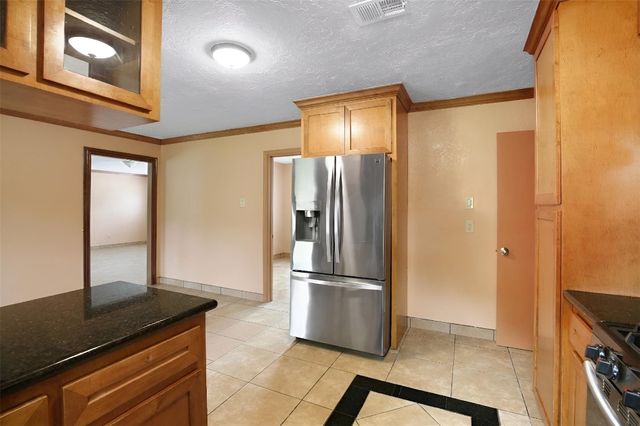 6923 Leader St Street, Houston, TX 77074