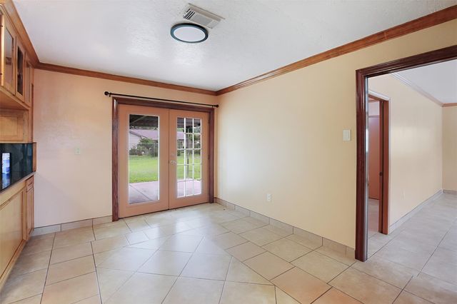 6923 Leader St Street, Houston, TX 77074